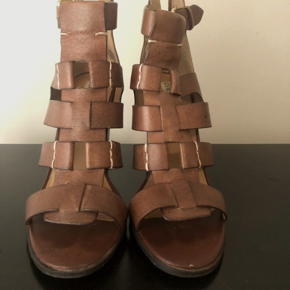 Steve Madden Queeen Heels